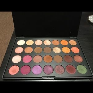 Morphe palette